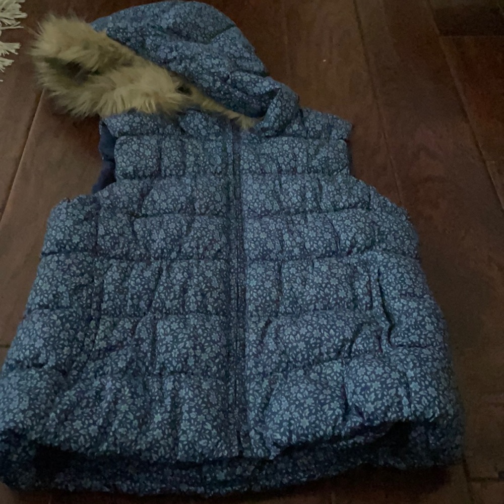 Gap hooded puffer vest- XL (12) plus size